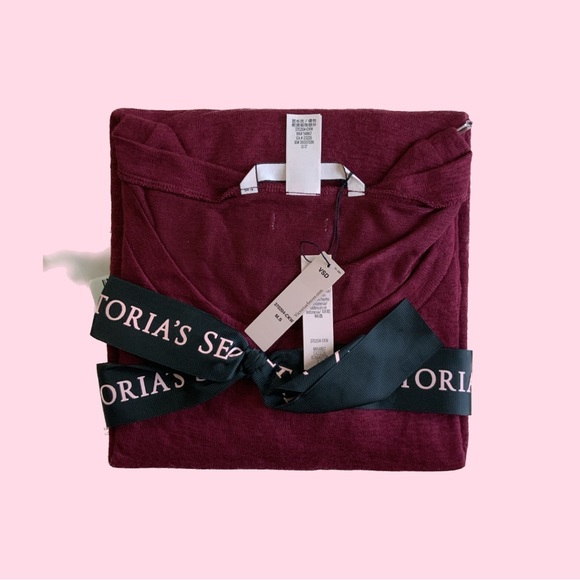 Victoria's Secret Tops - NWT Victoria’s Secret Crewneck The Lounger PJ Top in maroon